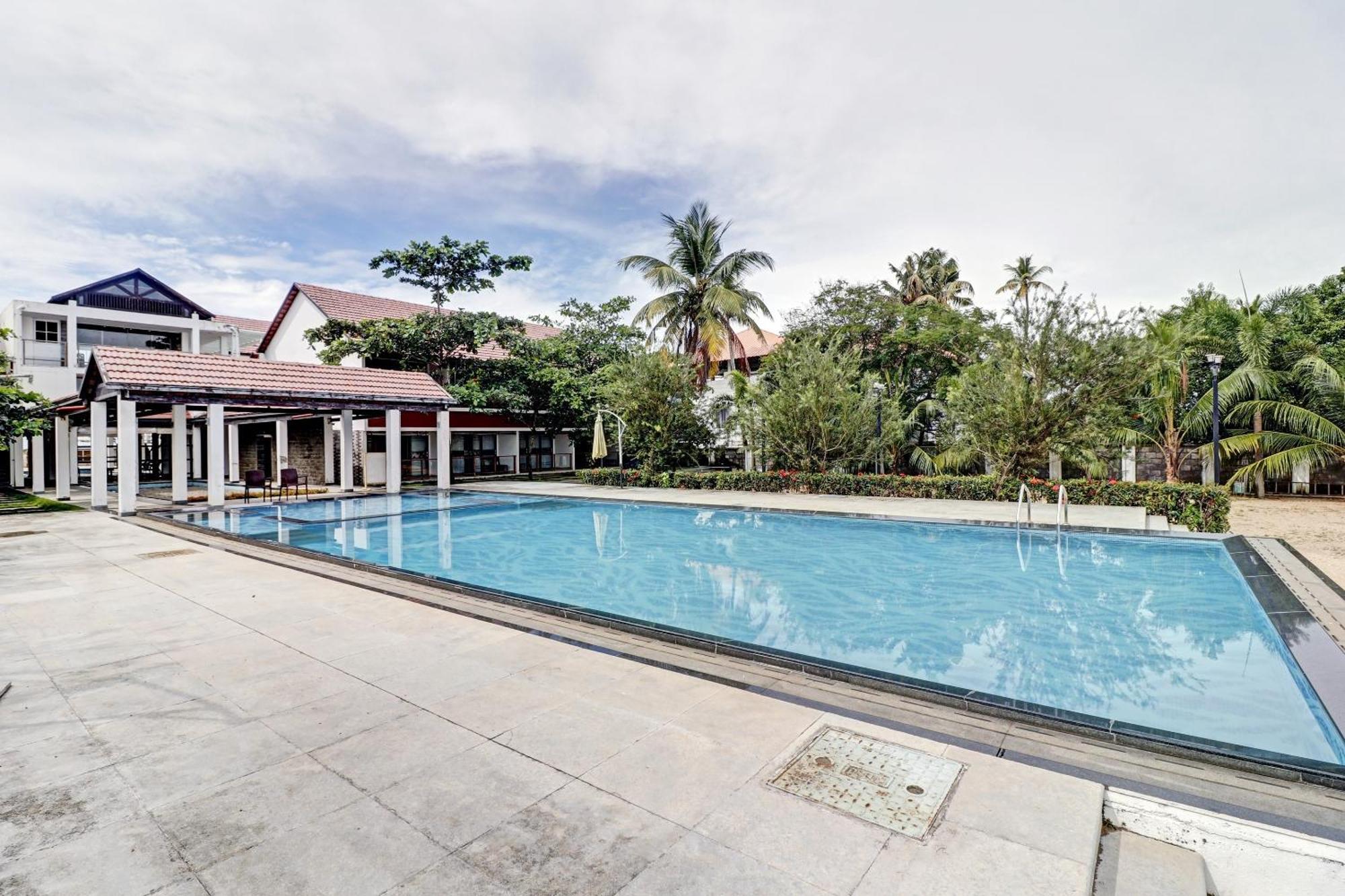 Townhouse Oak Edassery'S Sealine Villa Stay Kochi Exterior photo
