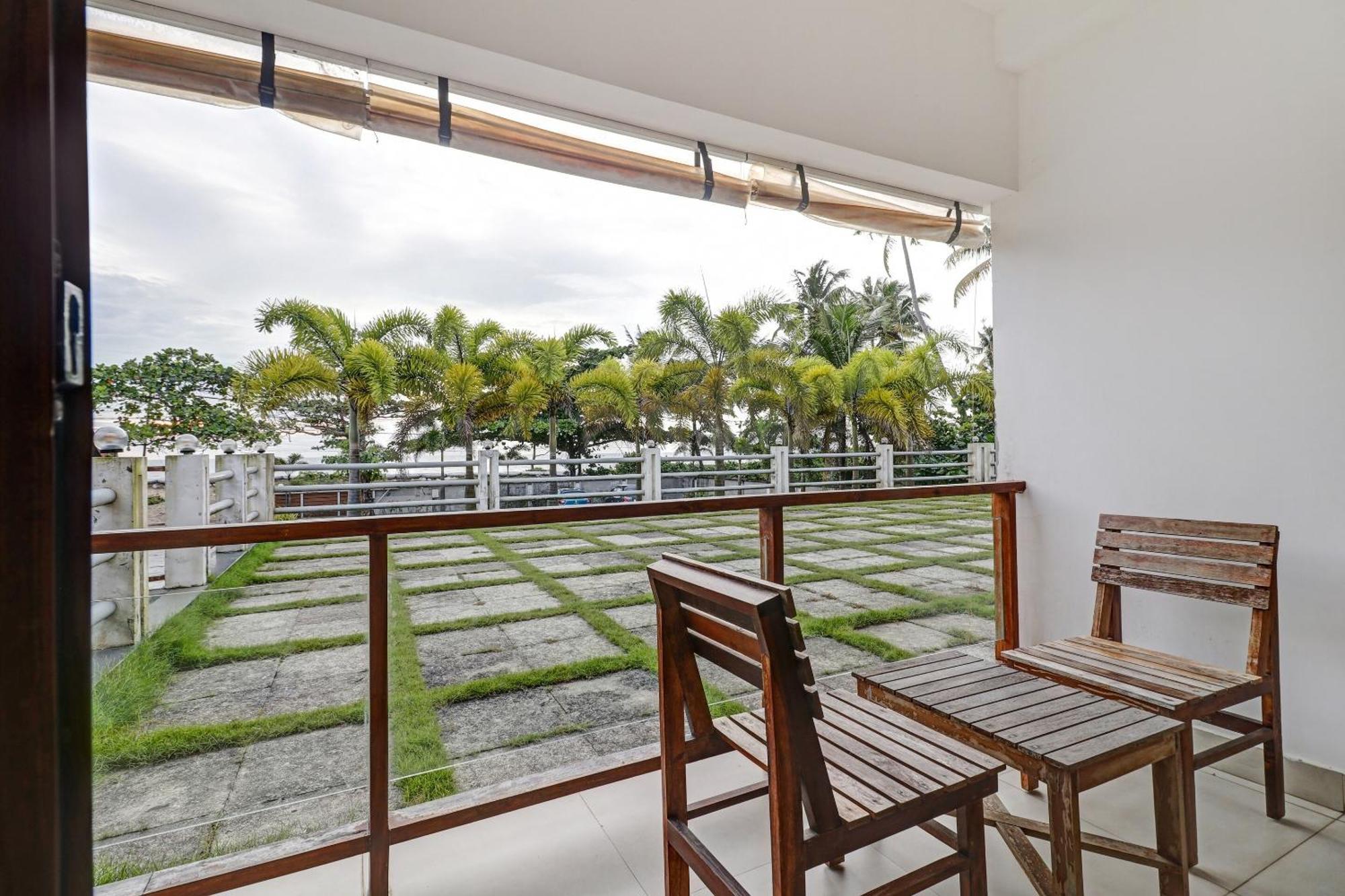 Townhouse Oak Edassery'S Sealine Villa Stay Kochi Exterior photo